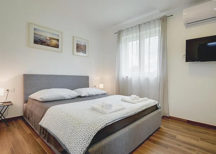 펜션 Mauri 메덜린