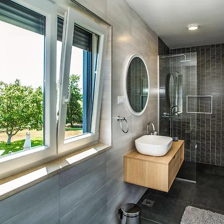 Mauri Holiday home
